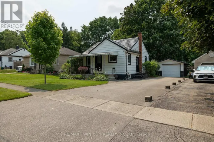 260 ROBINSON STREET, Woodstock