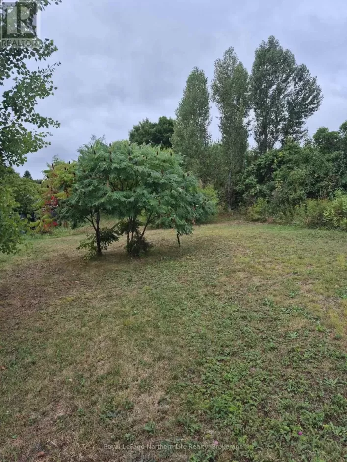 260 SIXTH STREET, Mattawa