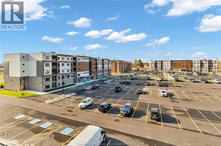 2600 SANDWICH WEST PARKWAY Unit# 102, LaSalle