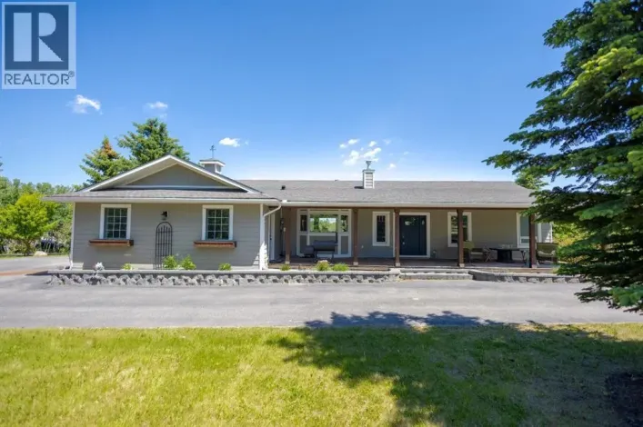 House for sale: 260048 Bearspaw Road, Rural Rocky View County