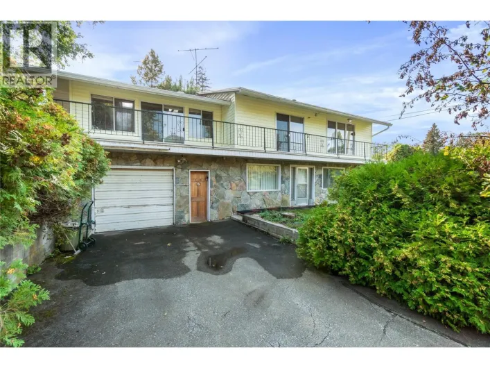 2602 Blind Bay Road, Blind Bay