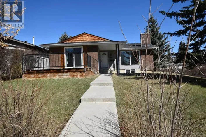 2604 106 Avenue SW, Calgary