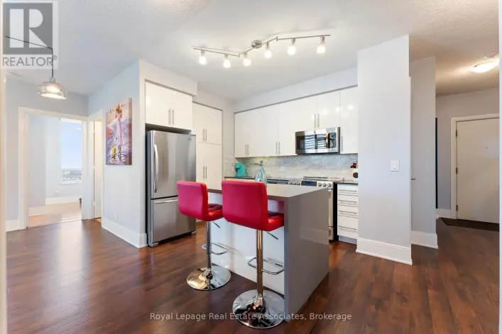 2604 - 330 BURNHAMTHORPE ROAD W, Mississauga