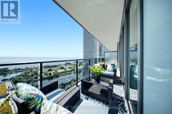 2605 - 70 ANNIE CRAIG DRIVE, Toronto