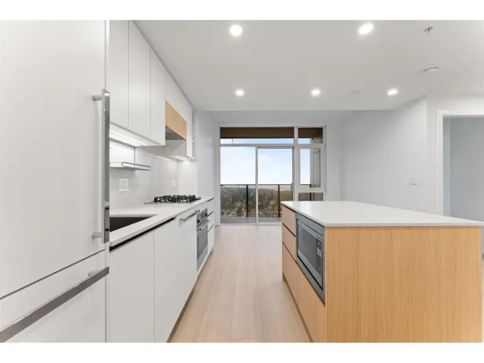 2606 13573 98A AVENUE, Surrey