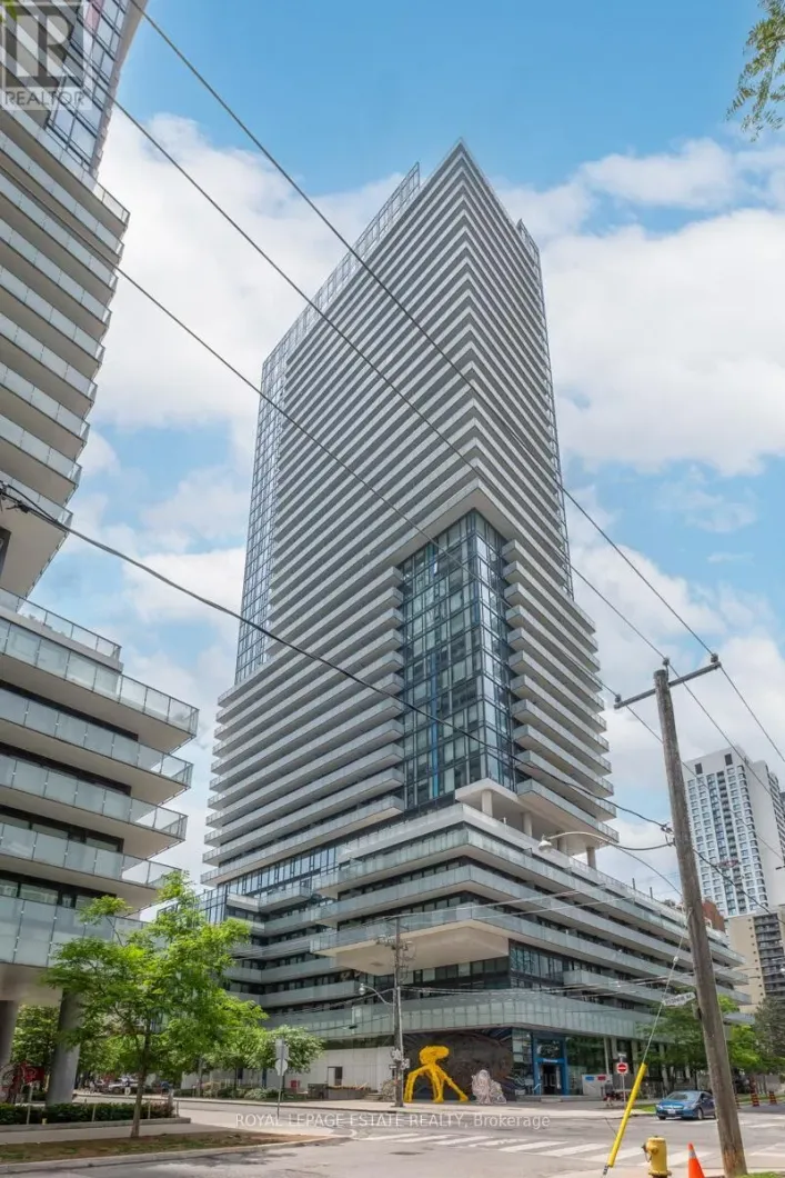 2607 - 161 ROEHAMPTON AVENUE, Toronto