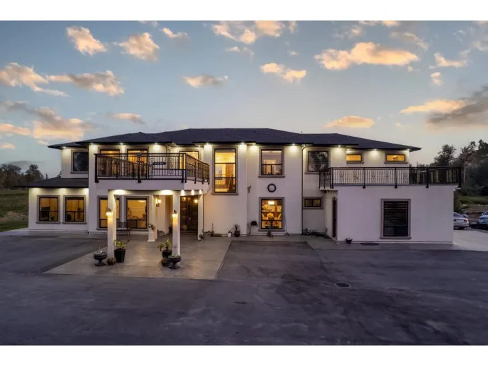 26070 36 AVENUE, Langley