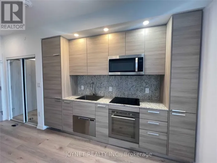 2608 - 75 CANTERBURY PLACE, Toronto