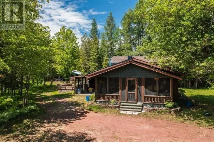 2609 10th Side RD, Richards Landing