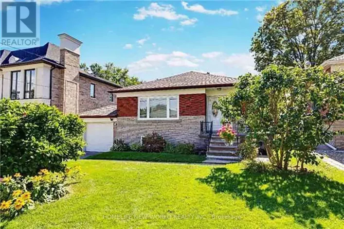 261 BETTY ANN DRIVE, Toronto