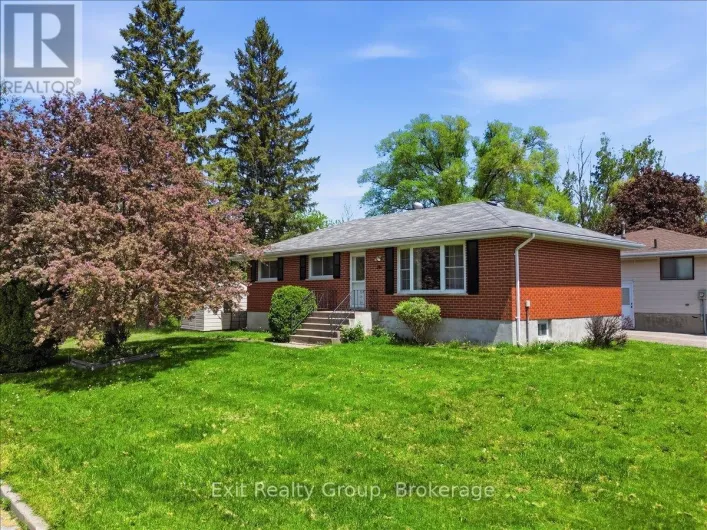 261 BYRON STREET, Quinte West
