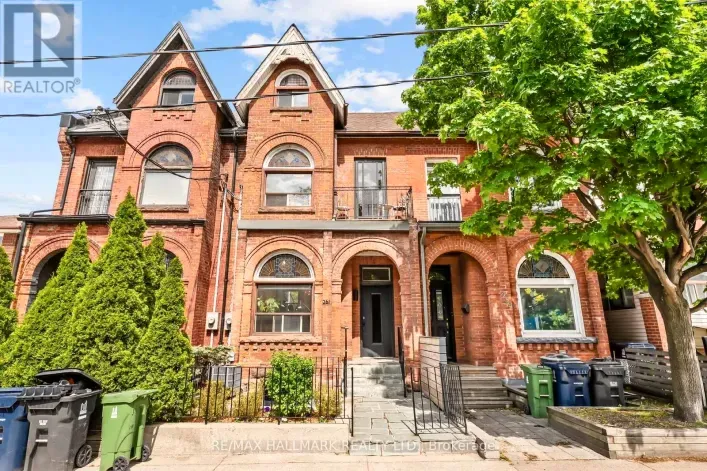 Row / Townhouse for sale: 261 OSSINGTON AVENUE, Toronto