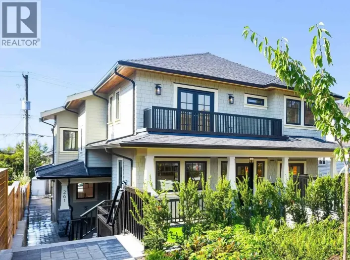 261 W 6TH STREET, North Vancouver