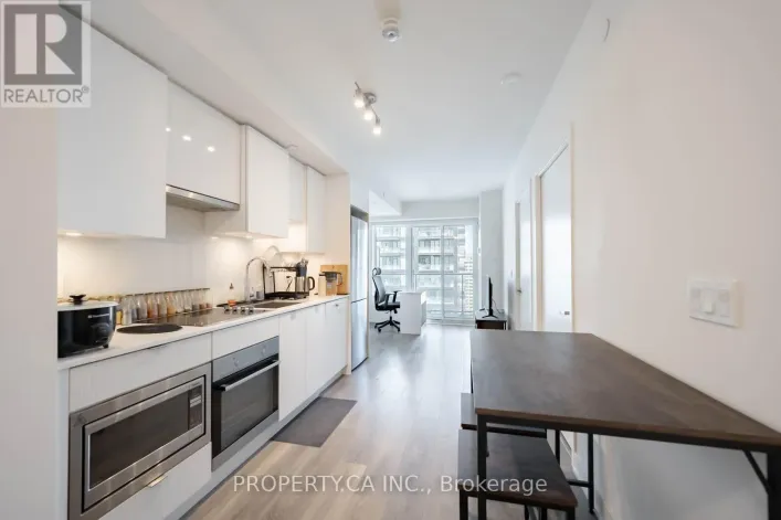 2612 - 99 BROADWAY AVENUE, Toronto