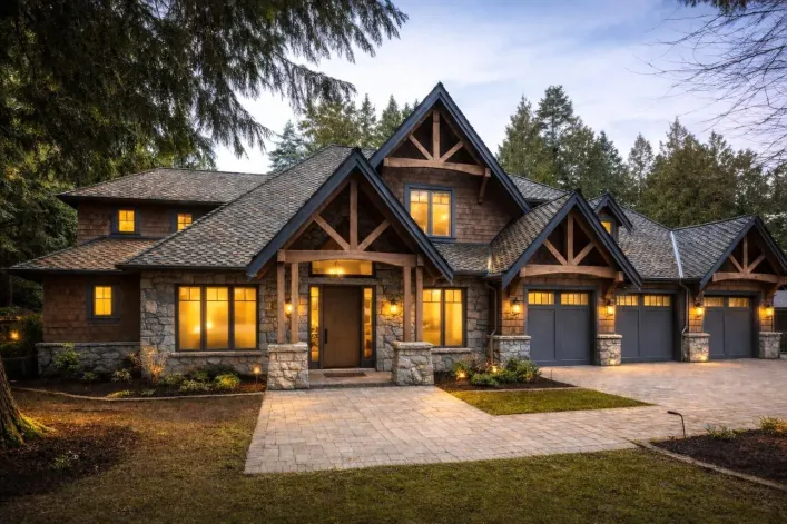 2615 DOGWOOD DRIVE, Surrey