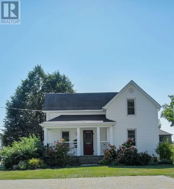 2617 QUEENS STREET, Strathroy-Caradoc