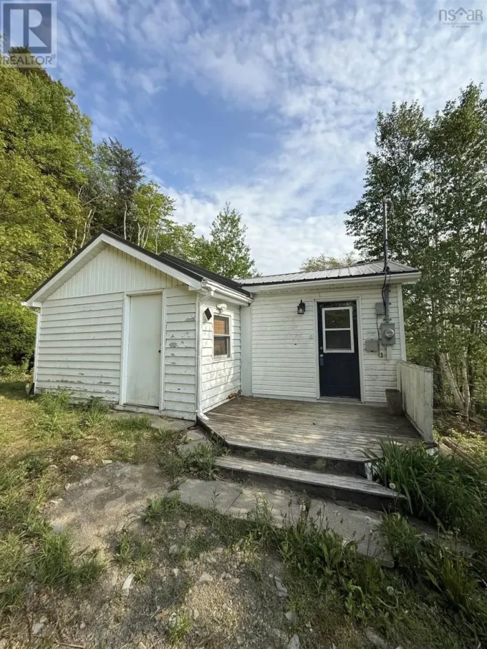 2618 2 Highway, Waverley