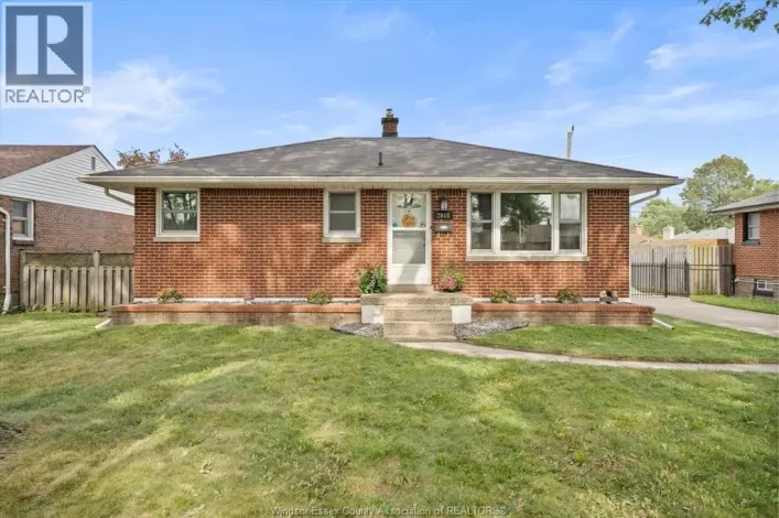 2618 ASKIN AVENUE, Windsor