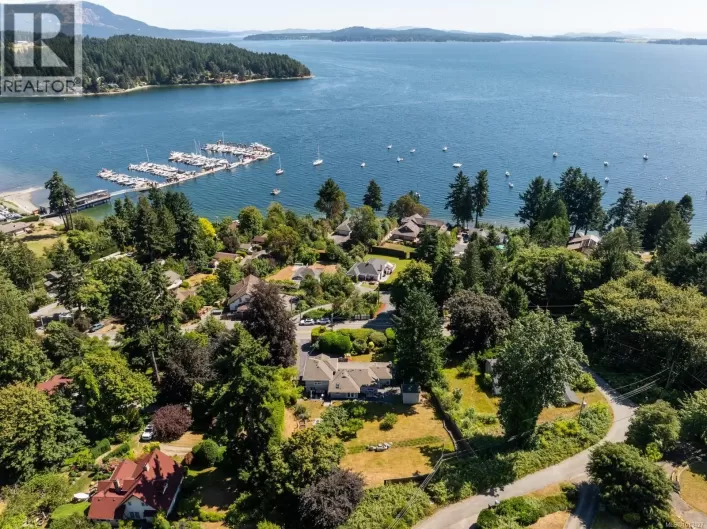 2618 Mill Bay Rd, Mill Bay