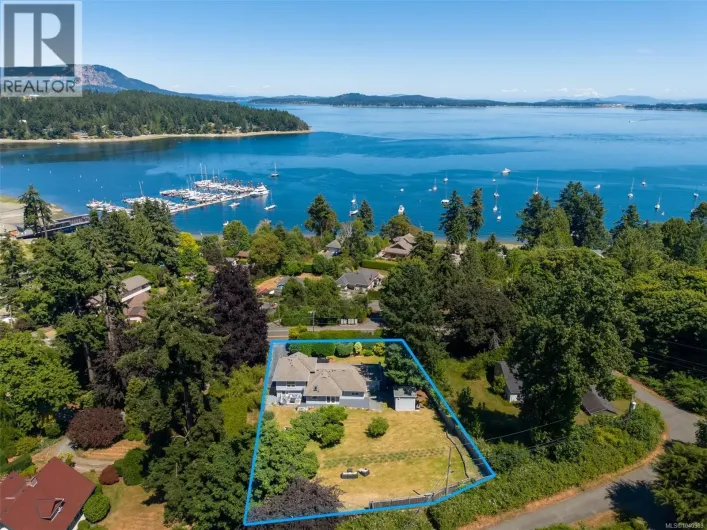 2618 Mill Bay Rd, Mill Bay