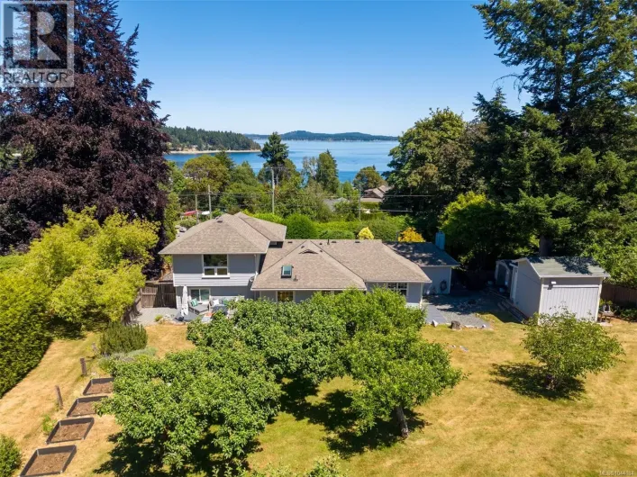 2618 Mill Bay Rd, Mill Bay