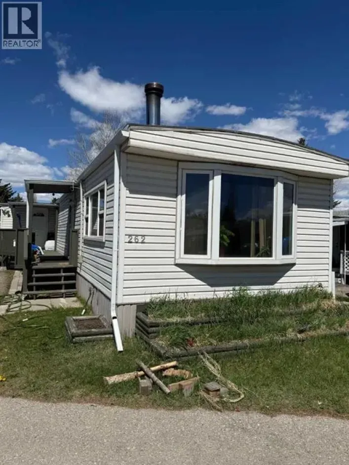 262, 3223 83 Street NW, Calgary