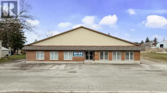 262 BAYFIELD ROAD, Central Huron
