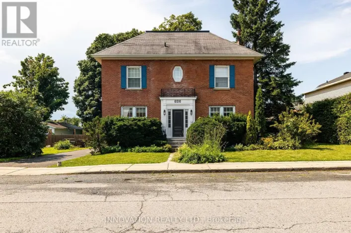 262 BELL STREET, Arnprior