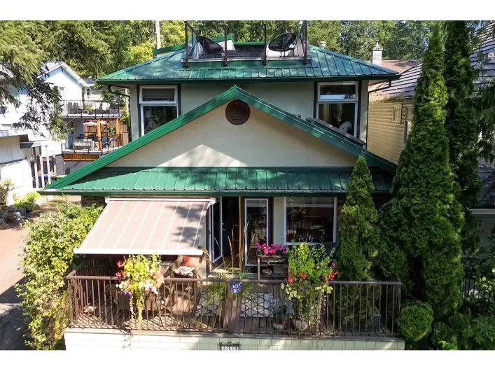 262 FIRST AVENUE|Cultus Lake North, Cultus Lake