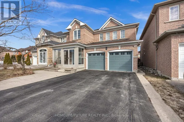 262 HELEN AVENUE, Markham