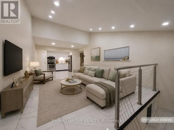262 JOHN GARLAND BOULEVARD, Toronto