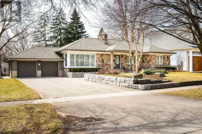 262 OAKWOOD CRESCENT, Oakville