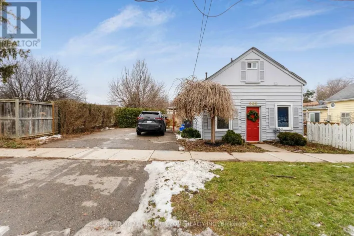 262 PINE STREET, Milton