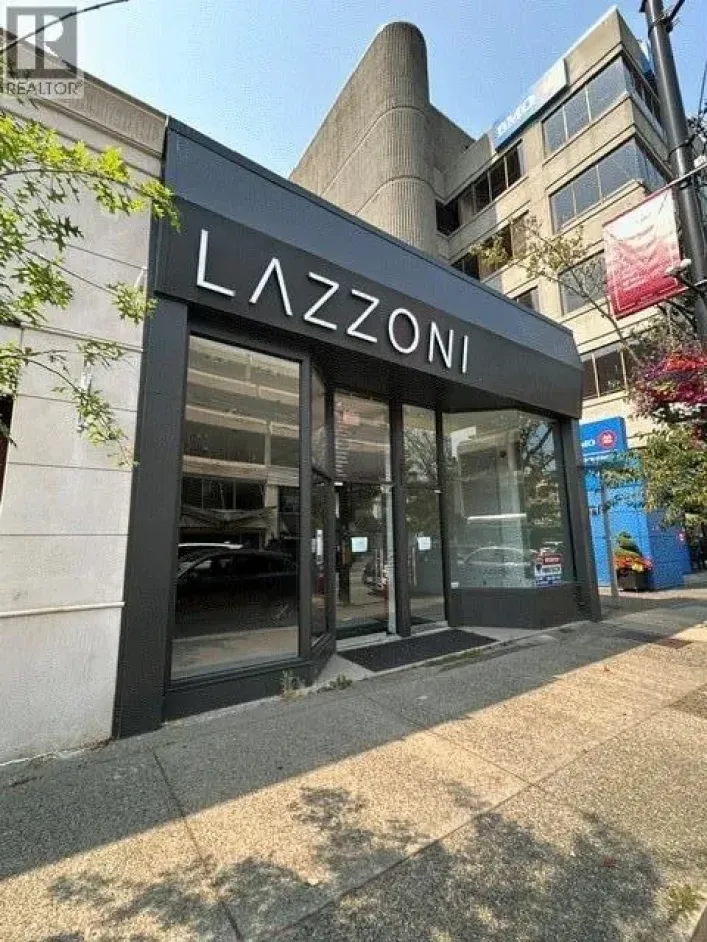 2621- 2623 GRANVILLE, Vancouver