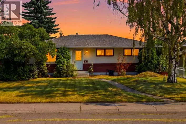 2622 42 Street SE, Calgary