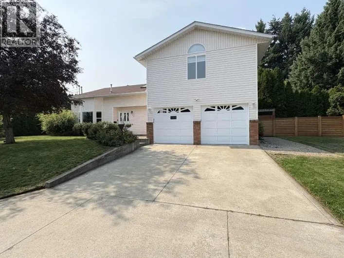 2628 6TH Avenue, Castlegar