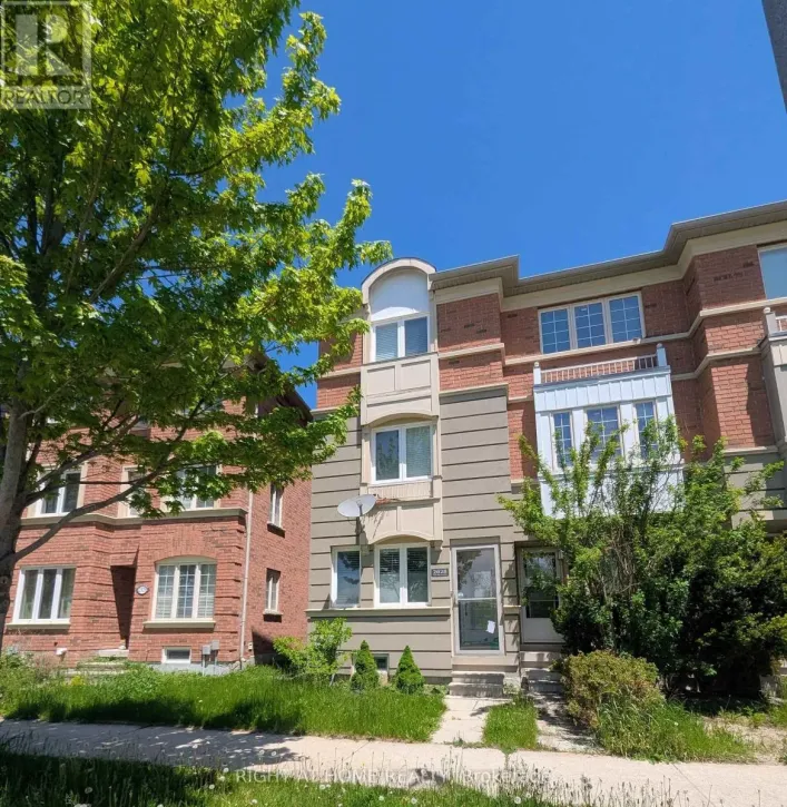 2628 BUR OAK AVENUE, Markham