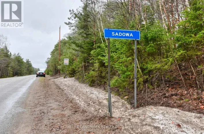 26-28 CHISHOLM TRAIL, Kawartha Lakes