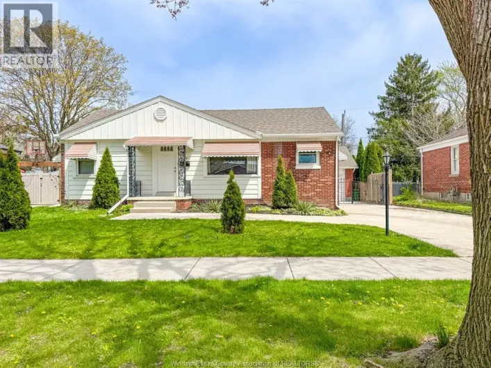 2628 RANDOLPH, Windsor
