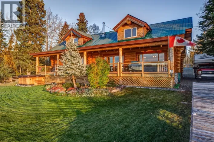 263 S GREEN LAKE ROAD, 70 Mile House