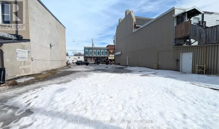 26-30 DURHAM STREET S, Centre Hastings