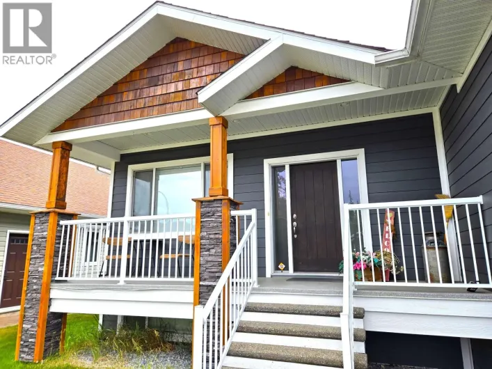 2632 LINKS DRIVE, Prince George