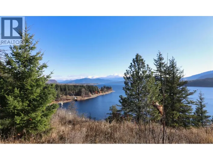 2633 Squilax Anglemont Road Unit# 131, Lee Creek