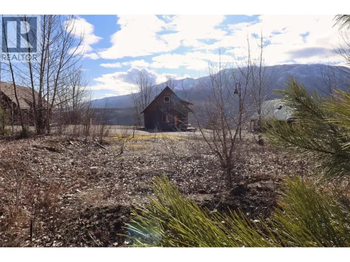 2633 Squilax Anglemont Road Unit# 145, Lee Creek