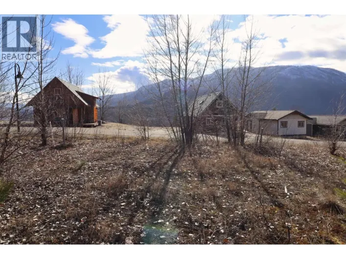 2633 Squilax Anglemont Road Unit# 146, Lee Creek