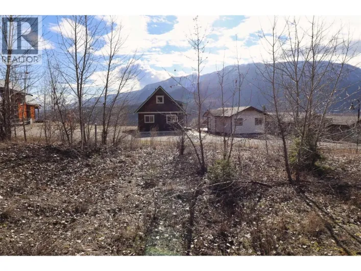 2633 Squilax Anglemont Road Unit# 147, Lee Creek