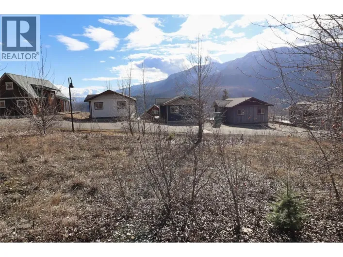 2633 Squilax Anglemont Road Unit# 149, Lee Creek