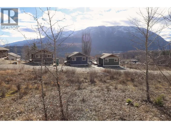 2633 Squilax Anglemont Road Unit# 152, Lee Creek