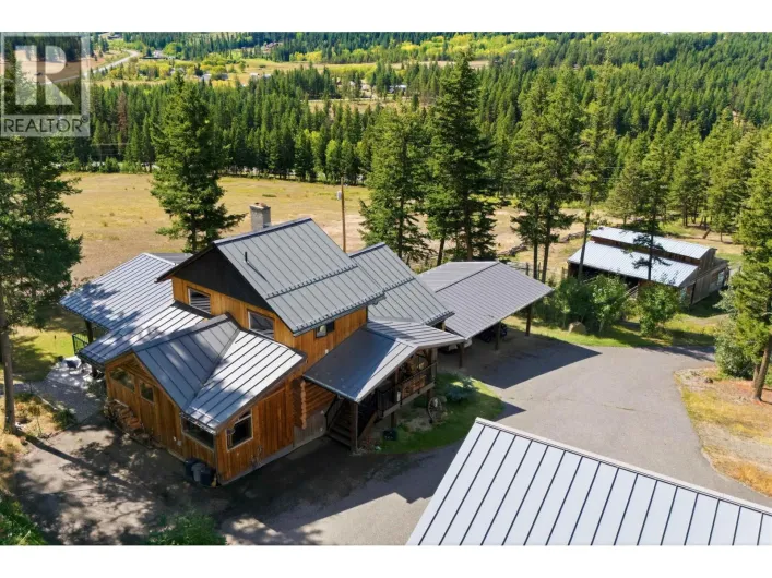 House for sale: 2635 BASARABA ROAD, Williams Lake