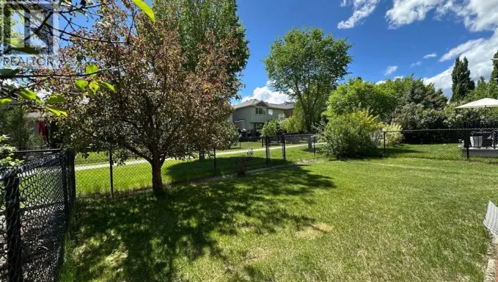 264 Everwillow Green SW, Calgary